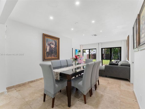 2054 Alton Rd, Miami Beach FL 33140