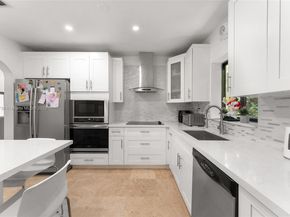 2054 Alton Rd, Miami Beach FL 33140