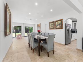 2054 Alton Rd, Miami Beach FL 33140