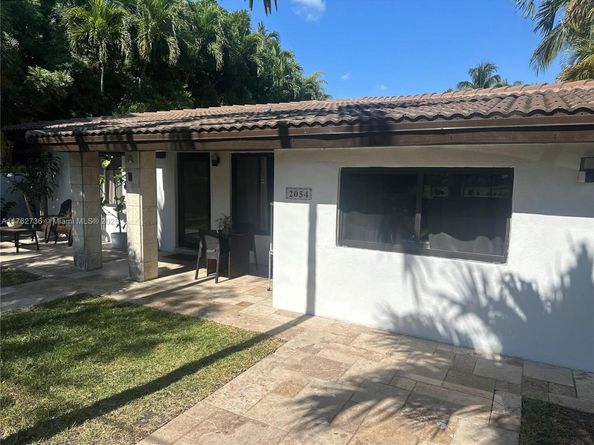 2054 Alton Rd, Miami Beach FL 33140