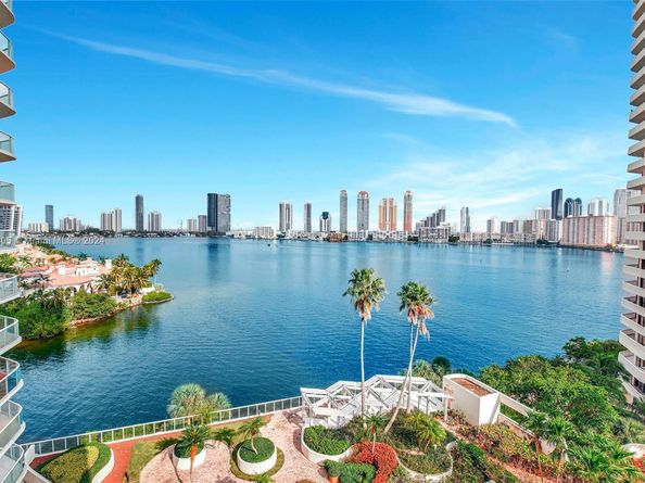 4000 Island Blvd 1002, Aventura FL 33160