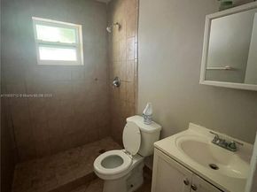 241 NW 32nd St, Miami FL 33127