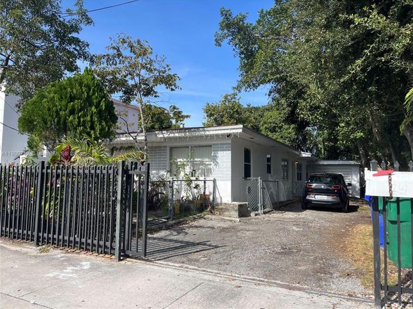 241 NW 32nd St, Miami FL 33127