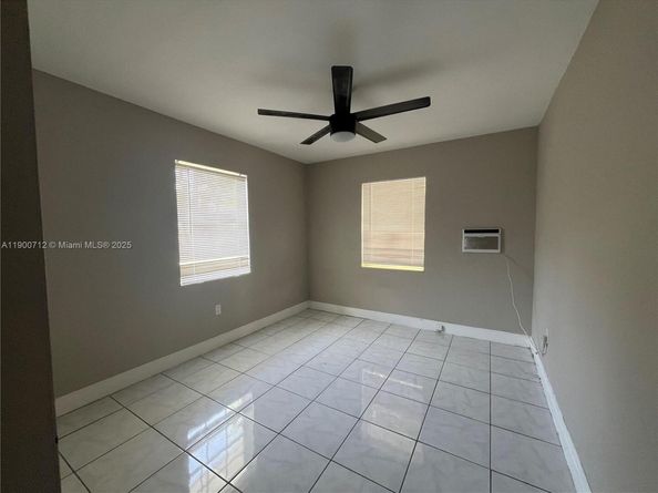 241 NW 32nd St, Miami FL 33127