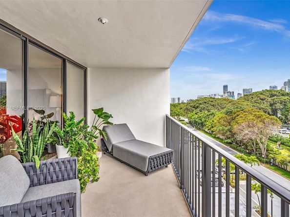 1865 Brickell Ave A703, Miami FL 33129