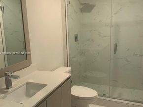 2555 NE 193rd St 2108, Miami FL 33180