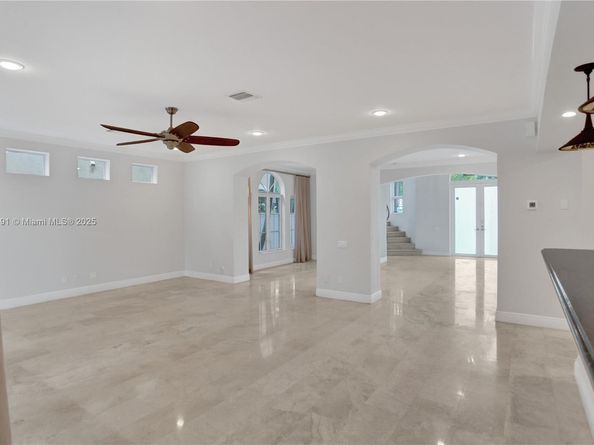 821 SE 2nd Ct, Fort Lauderdale FL 33301