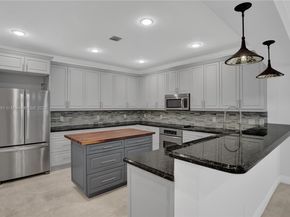 821 SE 2nd Ct, Fort Lauderdale FL 33301