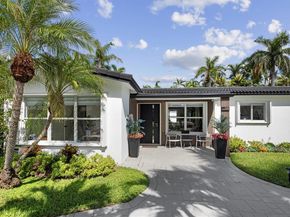 1115 N 13th Ter, Hollywood FL 33019