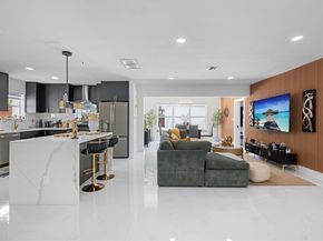 1115 N 13th Ter, Hollywood FL 33019