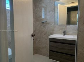 1701 NE 191st St A214, Miami FL 33179