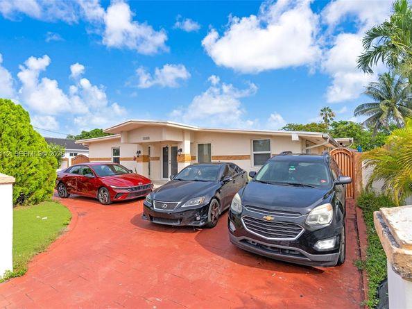 11470 SW 57th Ter, Miami FL 33173