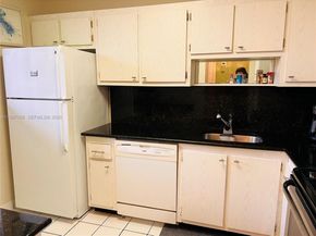 4387 Trevi Ct 107, Lake Worth FL 33467