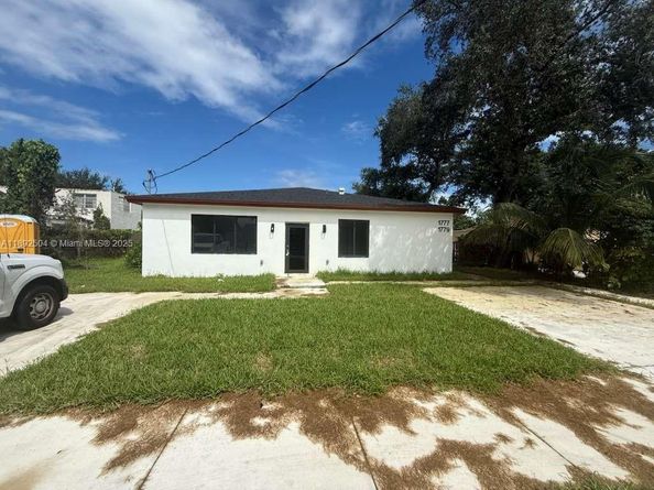 1779 NW 93rd St, Miami FL 33147