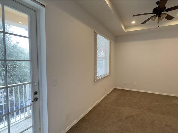 1587 Frederick Small Rd, Jupiter FL 33458