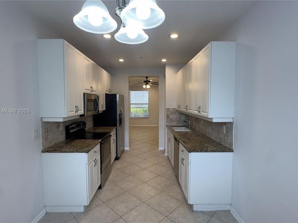 1587 Frederick Small Rd, Jupiter FL 33458