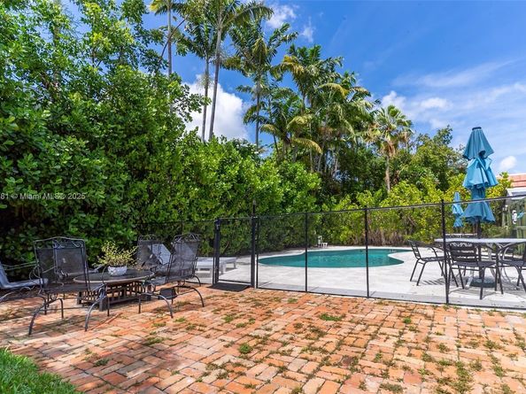 3165 Jackson Ave 3, Miami FL 33133