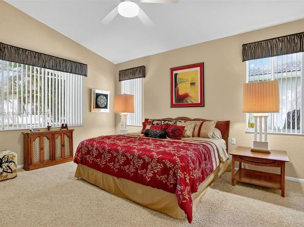 8754 NW 75th Pl, Tamarac FL 33321
