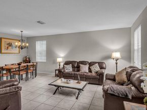 4209 Pinewood Ln, Weston FL 33331