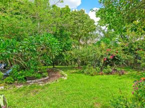 4209 Pinewood Ln, Weston FL 33331