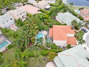 4209 Pinewood Ln, Weston FL 33331