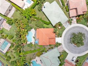 4209 Pinewood Ln, Weston FL 33331