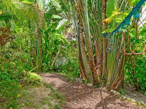 4209 Pinewood Ln, Weston FL 33331
