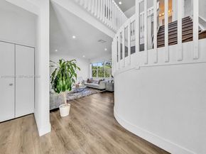 1042 Thistle Creek Ct, Weston FL 33327