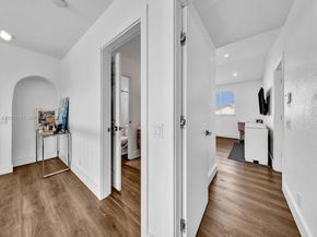 1042 Thistle Creek Ct, Weston FL 33327