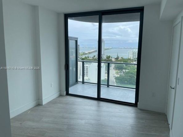 121 NE 34th St 1604, Miami FL 33137
