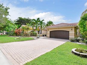 523 Stonemont Dr, Weston FL 33326
