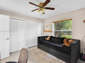 523 Stonemont Dr, Weston FL 33326