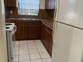 4541 NW 190th St, Miami Gardens FL 33055