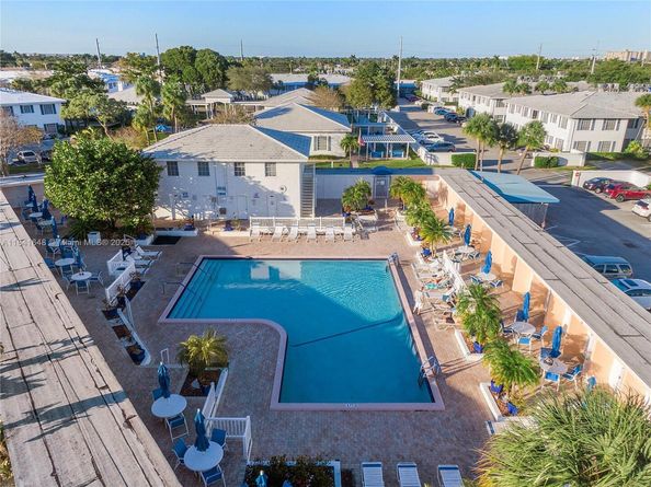 2180 NE 67th St 728, Fort Lauderdale FL 33308