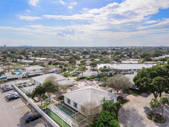 2180 NE 67th St 728, Fort Lauderdale FL 33308