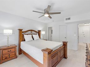 2180 NE 67th St 728, Fort Lauderdale FL 33308