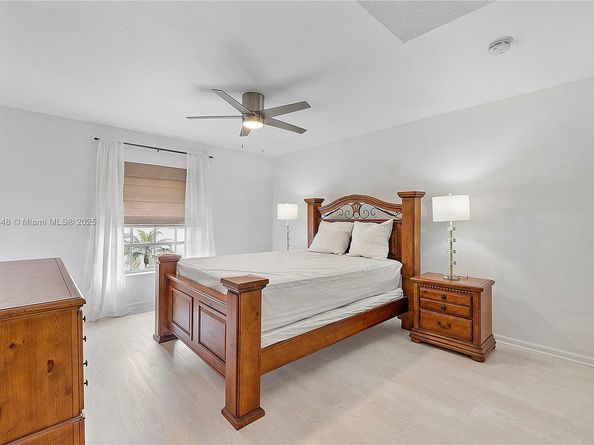 2180 NE 67th St 728, Fort Lauderdale FL 33308