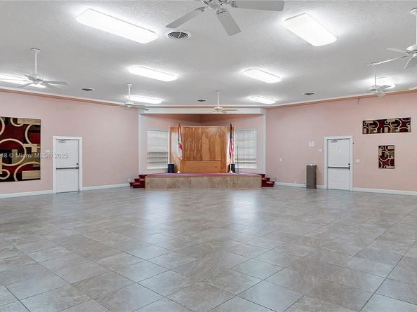 2180 NE 67th St 728, Fort Lauderdale FL 33308