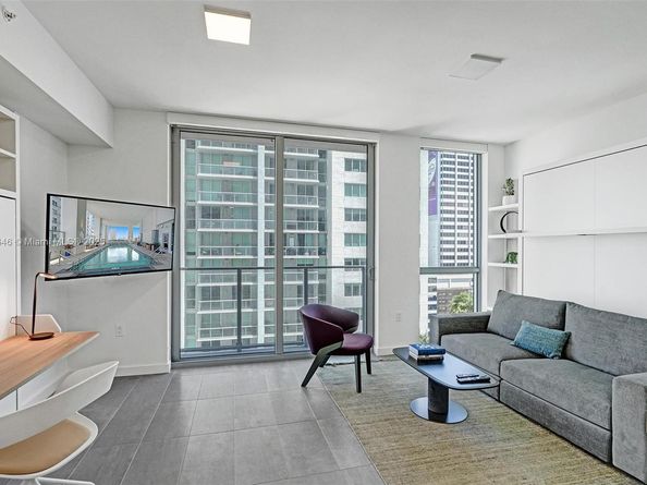 227 NE 2nd St 1610, Miami FL 33132