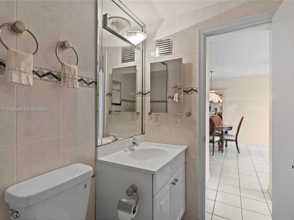 200 S Birch Rd 1212, Fort Lauderdale FL 33316