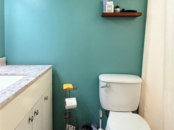 610 NW 17th St, Homestead FL 33030