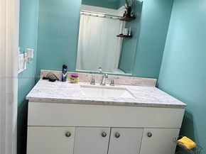 610 NW 17th St, Homestead FL 33030