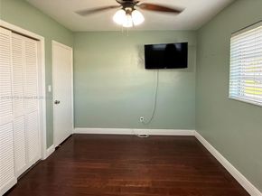 610 NW 17th St, Homestead FL 33030