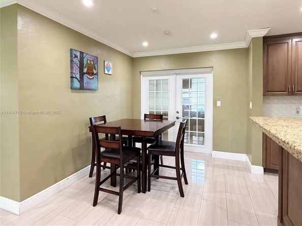 610 NW 17th St, Homestead FL 33030