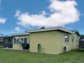 610 NW 17th St, Homestead FL 33030