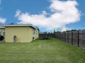 610 NW 17th St, Homestead FL 33030