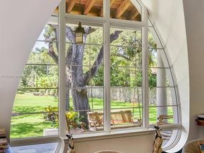 5771 SW 94th St, Pinecrest FL 33156