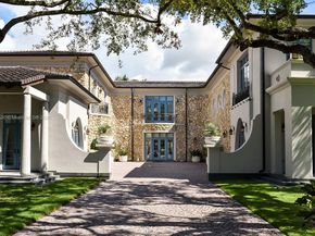 5771 SW 94th St, Pinecrest FL 33156