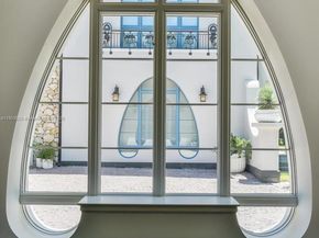 5771 SW 94th St, Pinecrest FL 33156