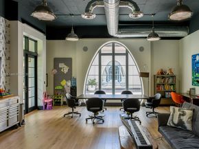 5771 SW 94th St, Pinecrest FL 33156